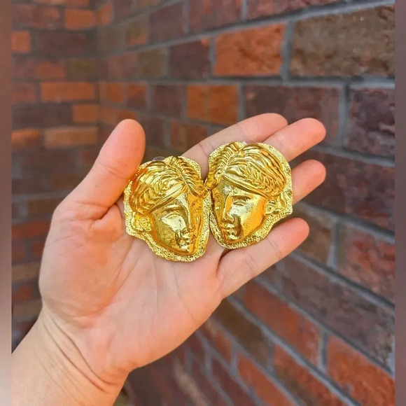 ZARA FACE GOLD EARRINGS - Picture 10 of 10